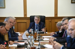 Заседание Комитета по здравоохранению, труду и социальной политике 