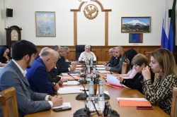 Комитет Народного Собрания по образованию и науке обсудил проект республиканского бюджета на 2026 год