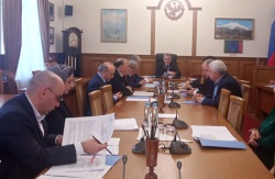 Заседание Комитета по здравоохранению, труду и социальной политике