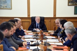 Заседание Комитета по законодательству, законности, государственному строительству, местному самоуправлению и регламенту