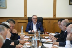 Комитет по бюджету, финансам и налогам обсудил налоговые поступления в консолидированный бюджет республики