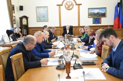 Комитет по образованию и науке рассмотрел законопроект о запрете на нахождение детей в заведениях с кальянами
