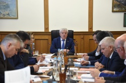 Комитет по экономической политике, инвестициям и предпринимательству поддержал проект республиканского бюджета на предстоящие три года